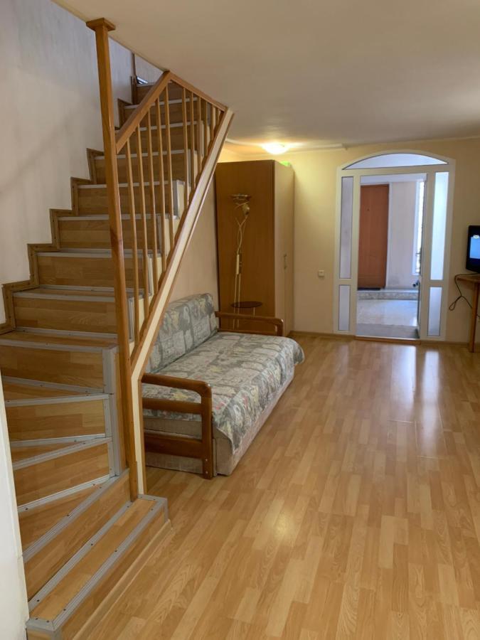 Apartment Red Lane 9 Odessa Zewnętrze zdjęcie